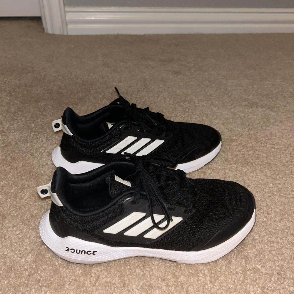 Kids Adidas EQ21 Run 2.0 Bounce K Sneaker
